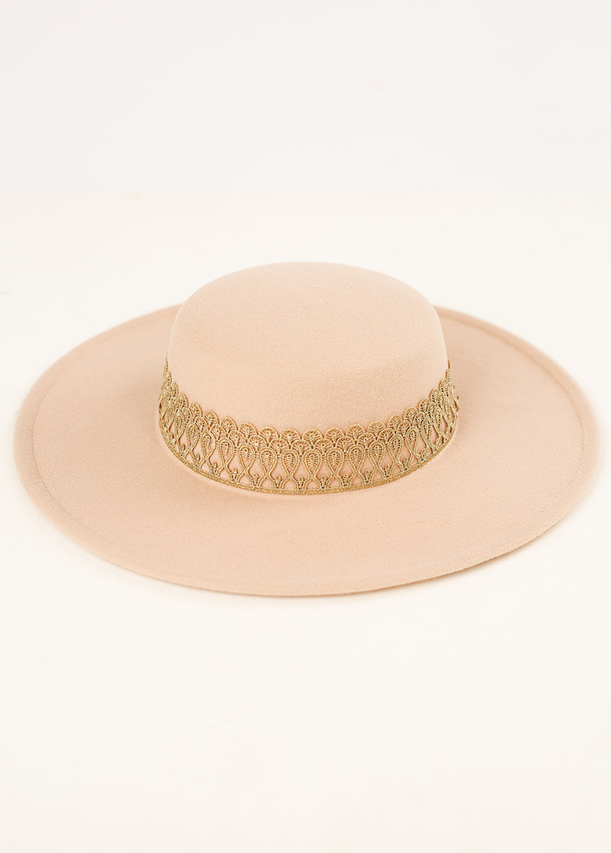 Halo Bridal Hat in Shell